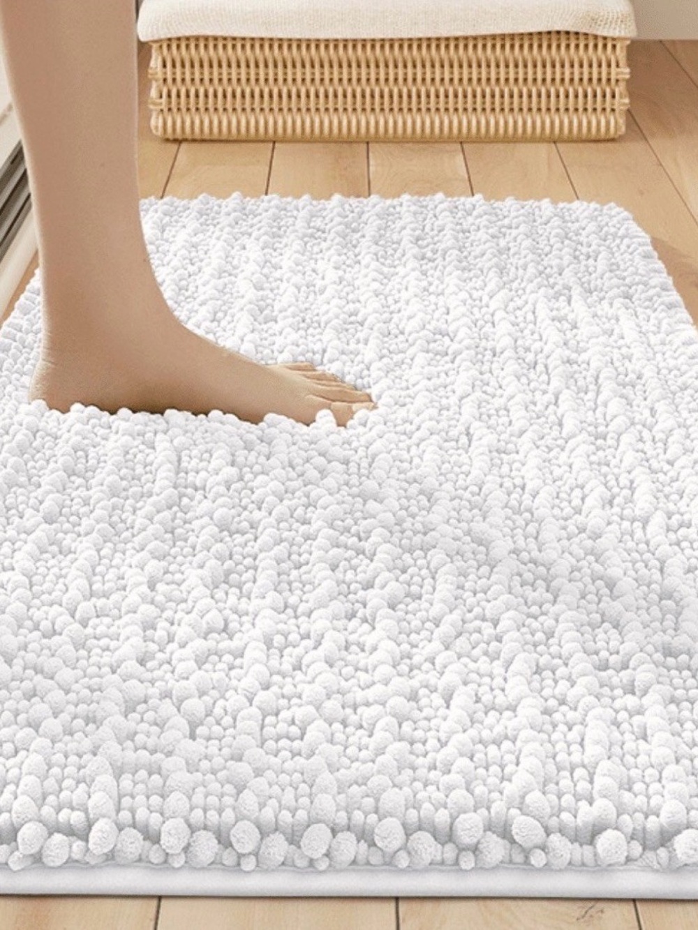 ComfiTime Luxury Chenille Bath Rug with Pinstripes – White 24” x 36”